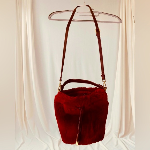 Street Level Handbags - Faux Fur Crossbody Bag Red